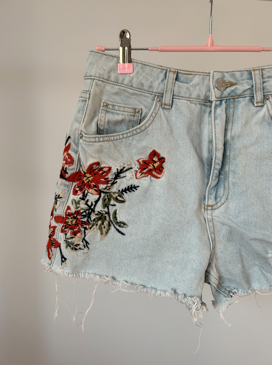 Rose Embroidered Denim Shorts with Rips Size 10 (Euro 38, US 6) - Image 3