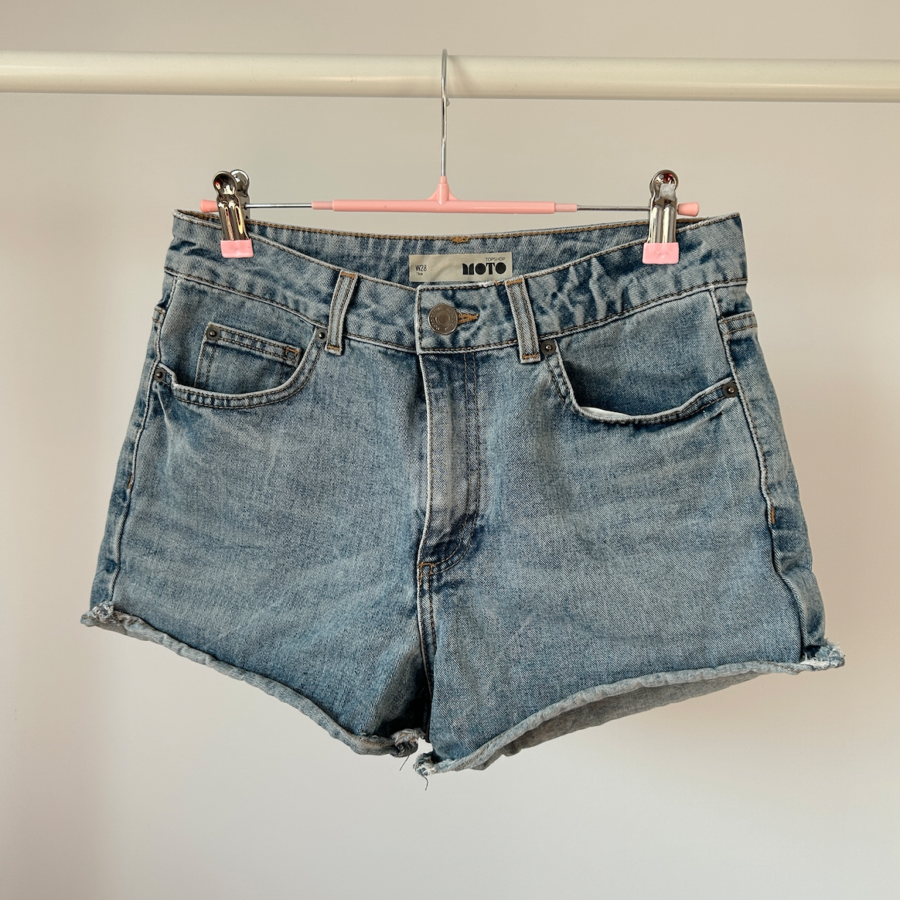 Denim Topshop "Moto Collection" Shorts (W28 / 71 cm)